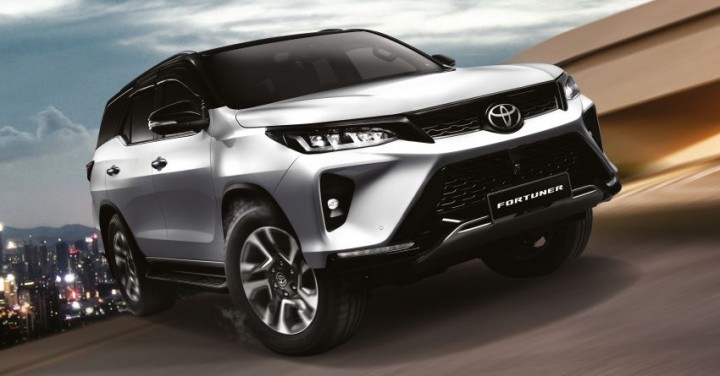 Toyota Fortuner 2021 - 06